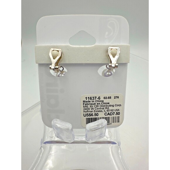 Claire’s Clip-On Faux Pearl Drop Earrings Vintage Style Rhinestone Accent New Ca - Picture 4 of 4